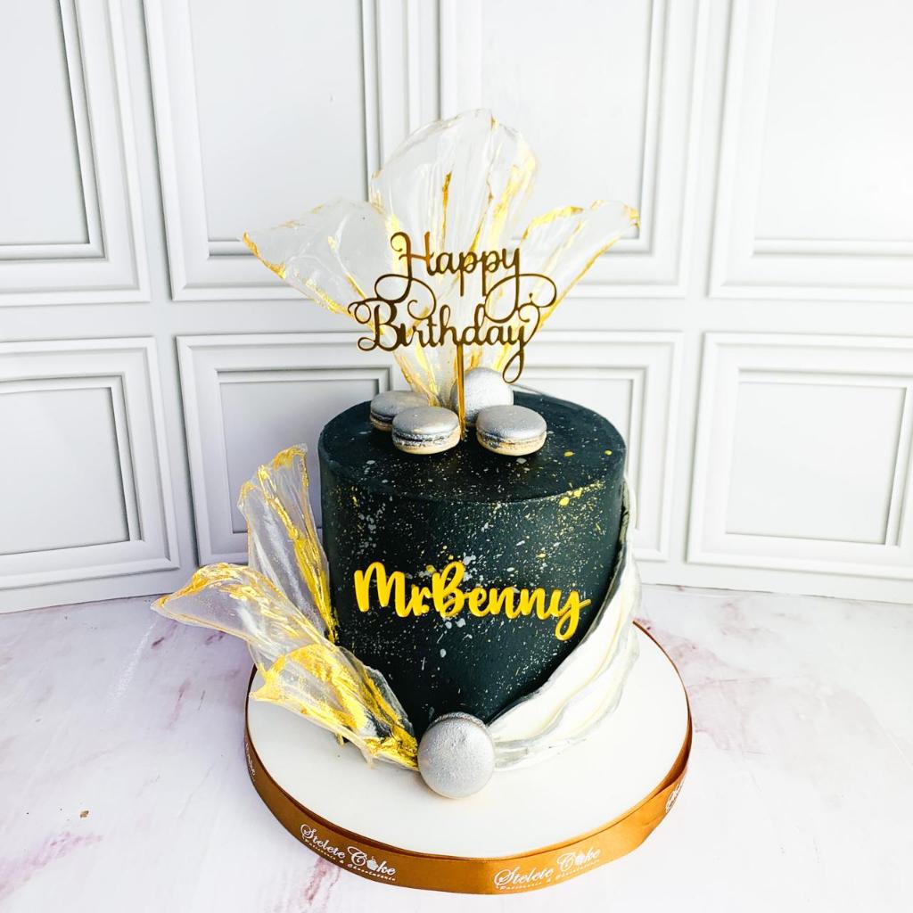 Kue Ulang tahun/Birthday Cake/Kue Ultah Aesthetic/Kue Ultah Tema Black/Kue Aesthetic