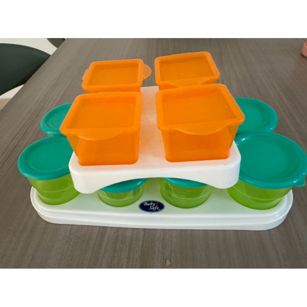 PRELOVED Food Container BABY SAFE