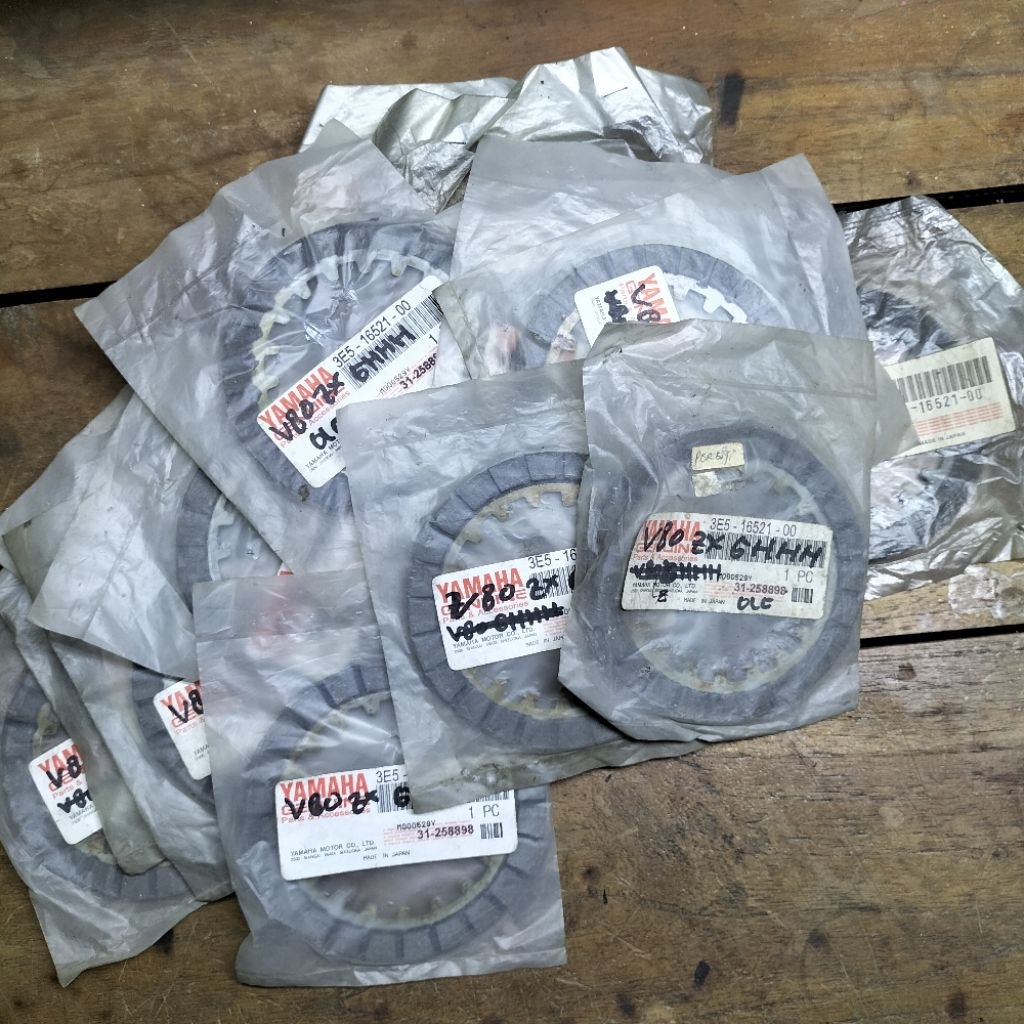 kampas kopling yamaha v80 kopling kampas original nos japan v80