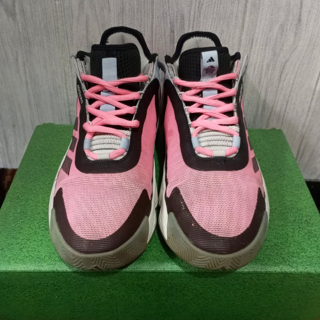 PRELOVED SEPATU BASKET ADIZER0 SELECT  SIZE 42 SECOND