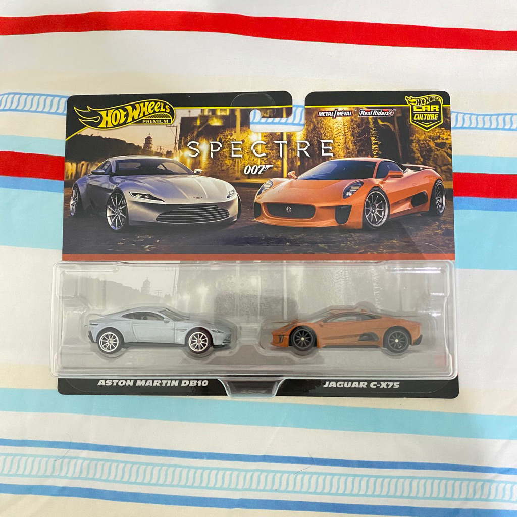 Hot Wheels Premium Twin Pack Aston Martin DB10 & Jaguar C-X75 James Bond Spectre 007