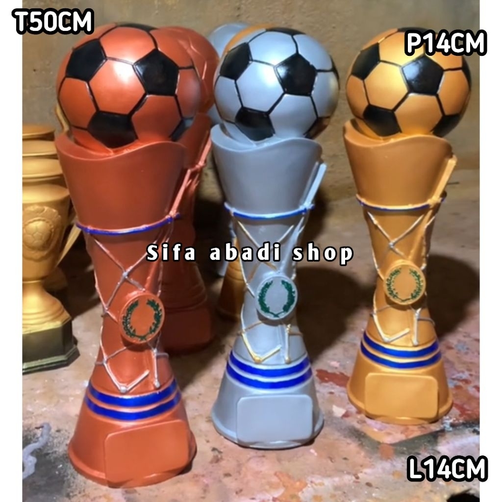 Piala / Trophy / Piala sepak bola 50cm Silver