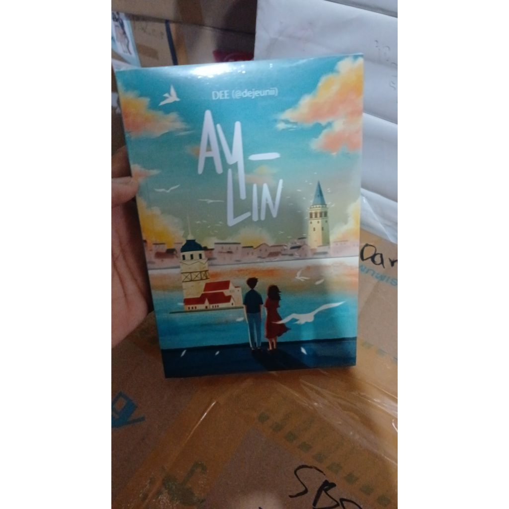 novel aylin sc+bookmart by Dee dejeunii