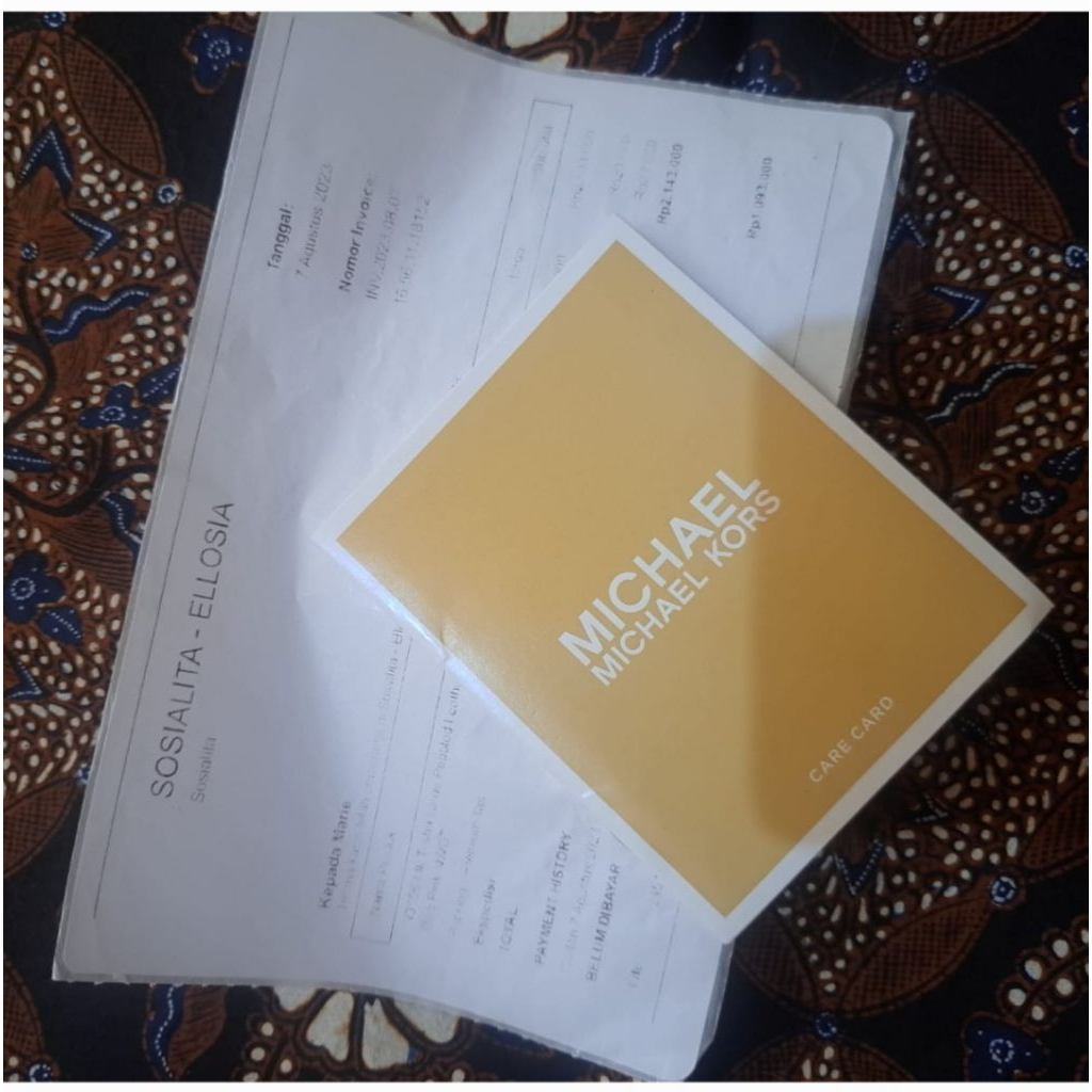 Tas Wanita Merk Michael Kors warna pink