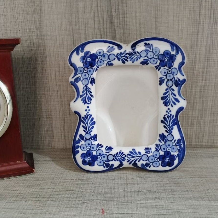 Delft blue bingkai foto