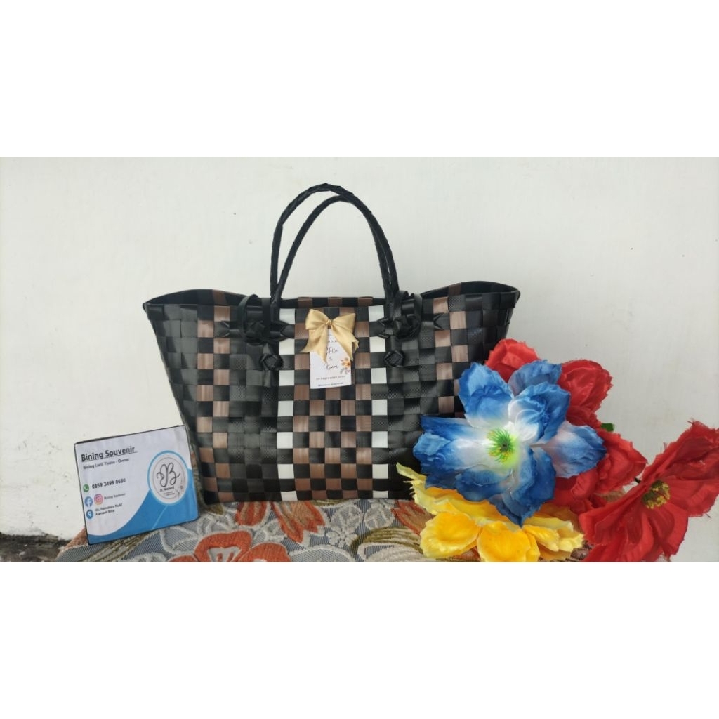 Tas Anyaman Tas Souvenir Hajatan Tas Anyaman Plastik Tas Hajatan Ukuran 26x14x20 cm