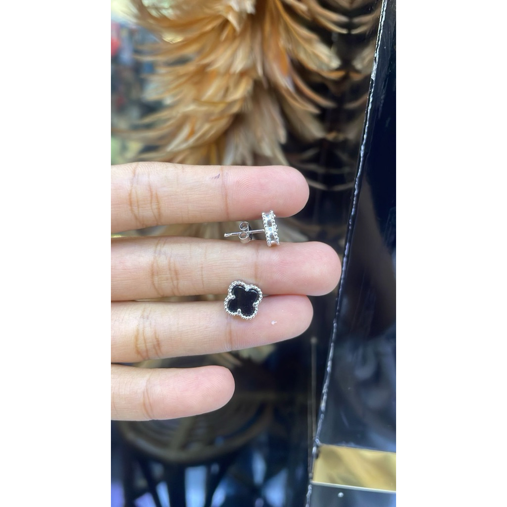 anting ptm van cleef hitam silver925