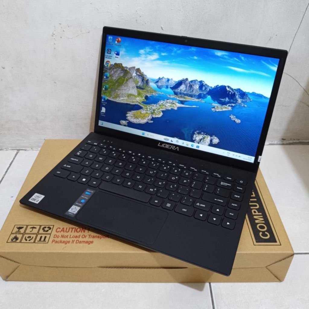 Laptop Libera X10, Core i3 - 10110U Ram : 4 GB- SSD : 256 Gb
