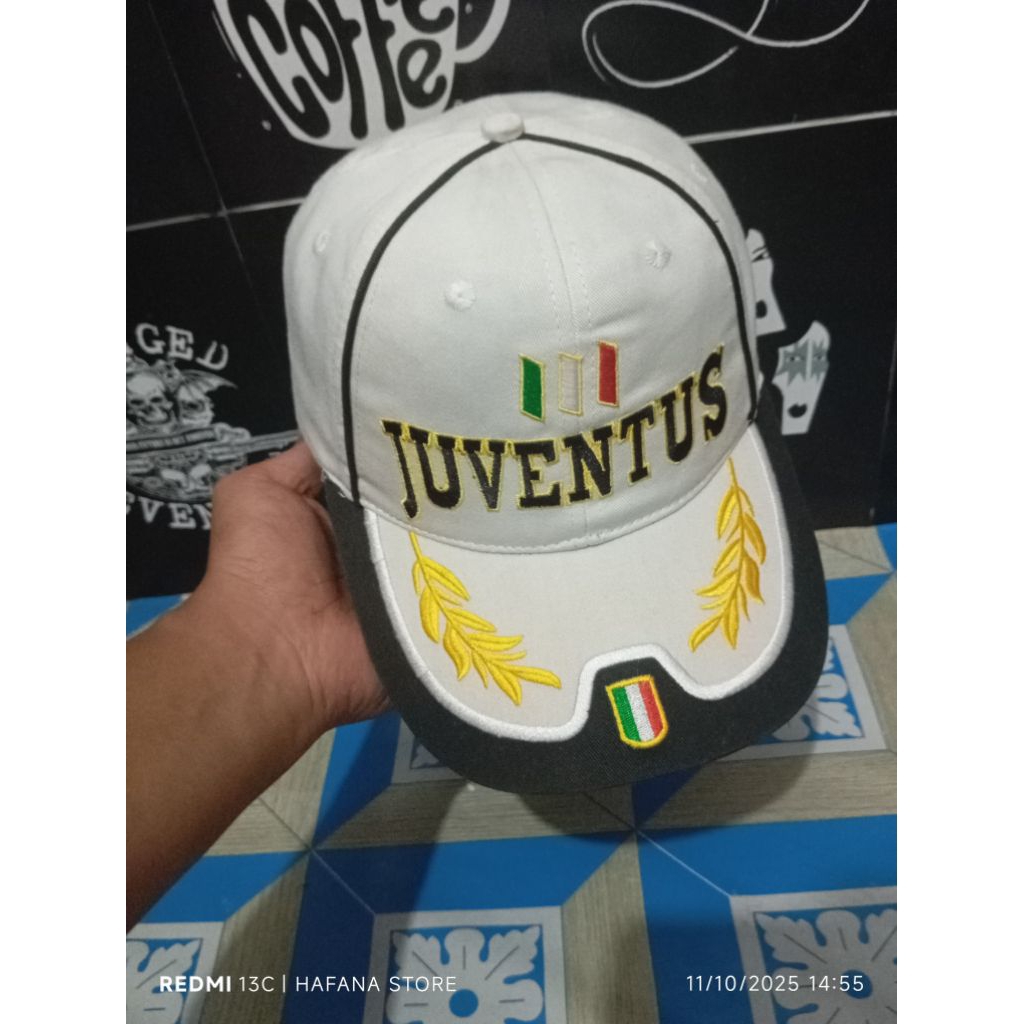 Topi Second Juventus