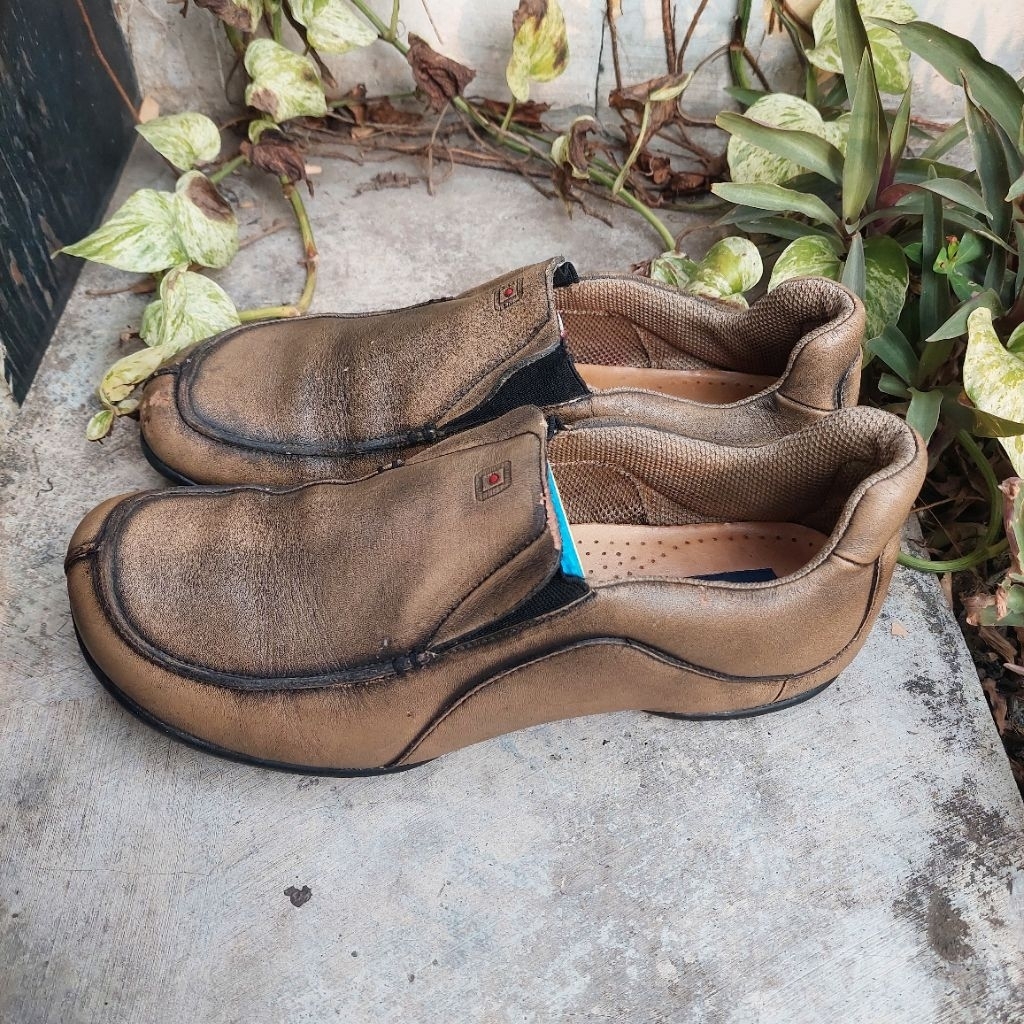 sepatu loafer second dockers size 44(29cm)