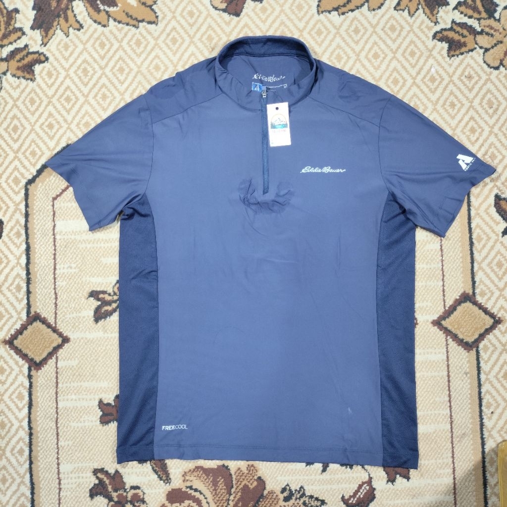 BASELAYER OUTDOOR SECOND LENGAN PENDEK KAOS LARI SIZE M