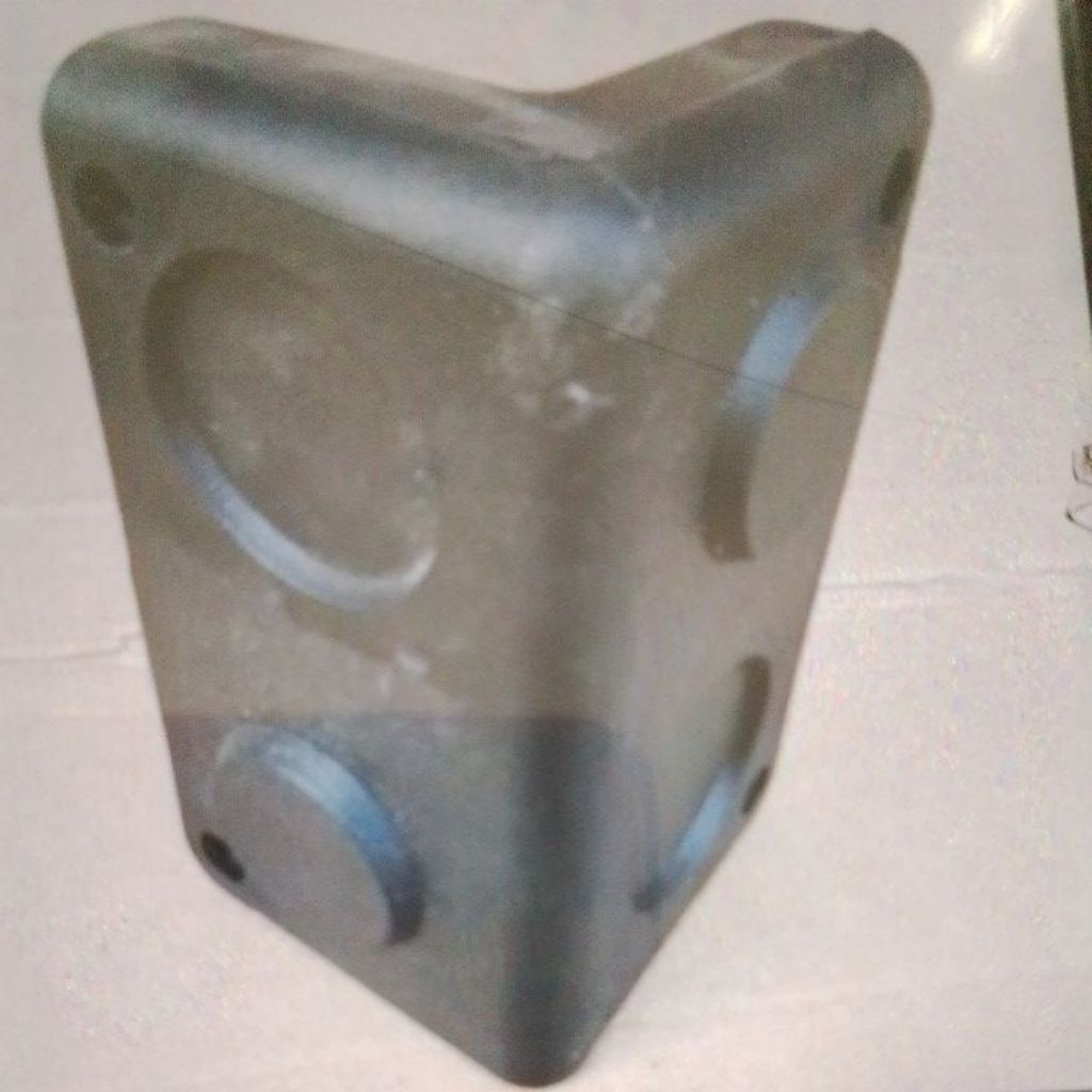 SIKU BOX SPEAKER PLASTIK BESAR MODWL JBL