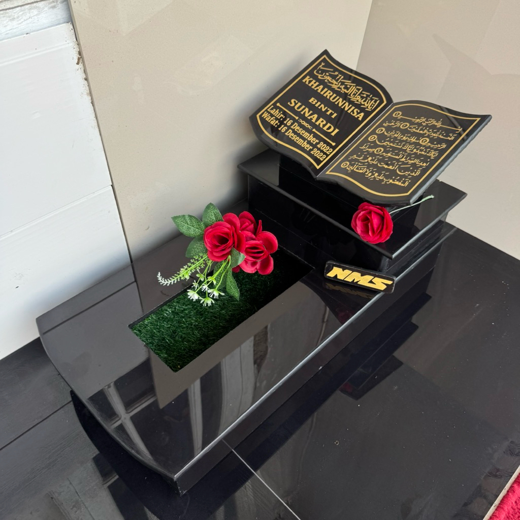 SATU SET MAKAM ANAK DAN BAYI