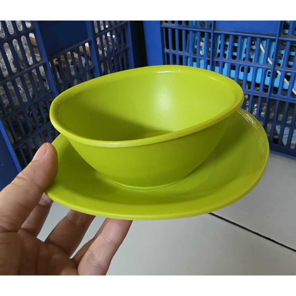 TUPPERWARE  Sepasang Mangkok Kecil + Lepek Desert Hijau