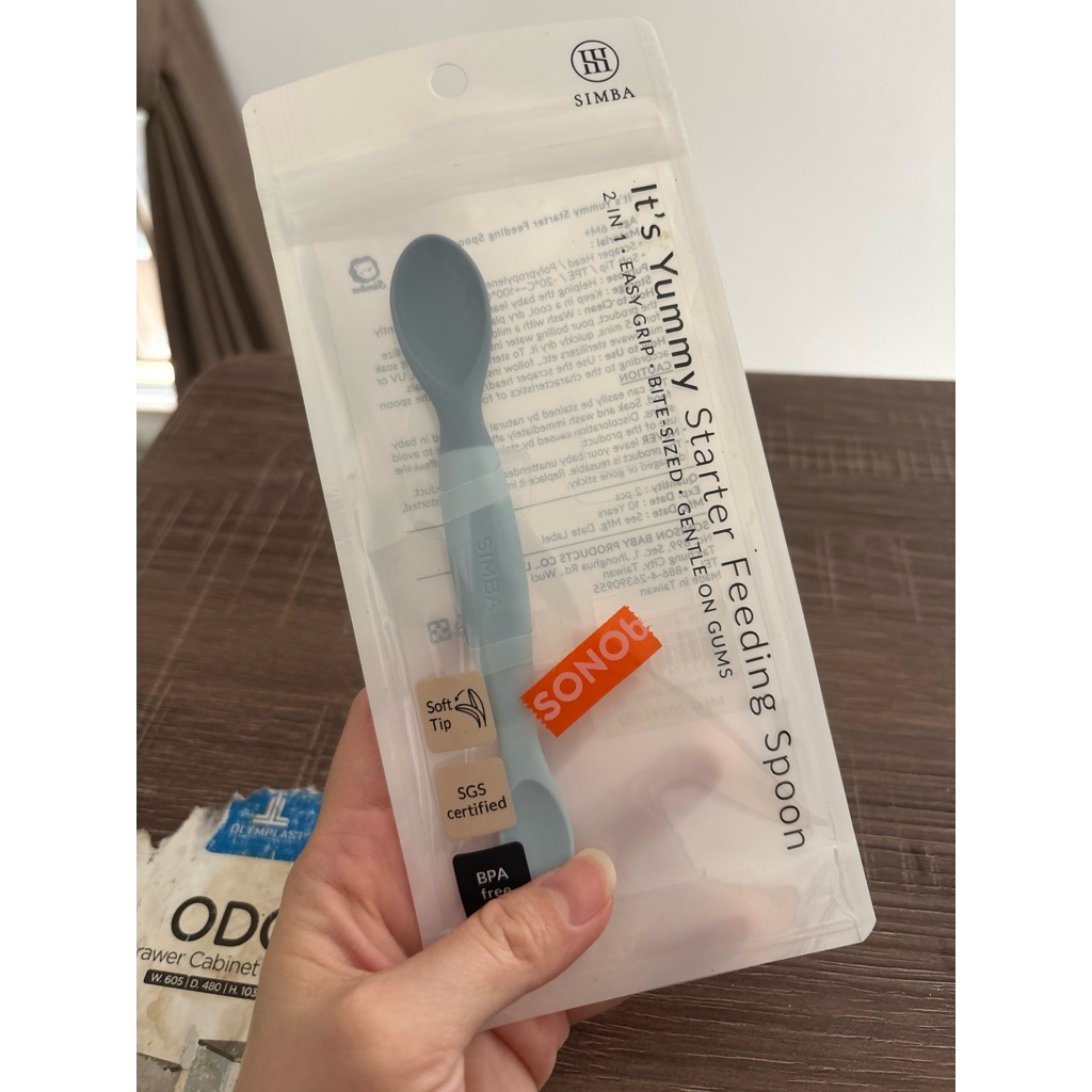 SIMBA Yummy starter feeding spoon ( BLUE )