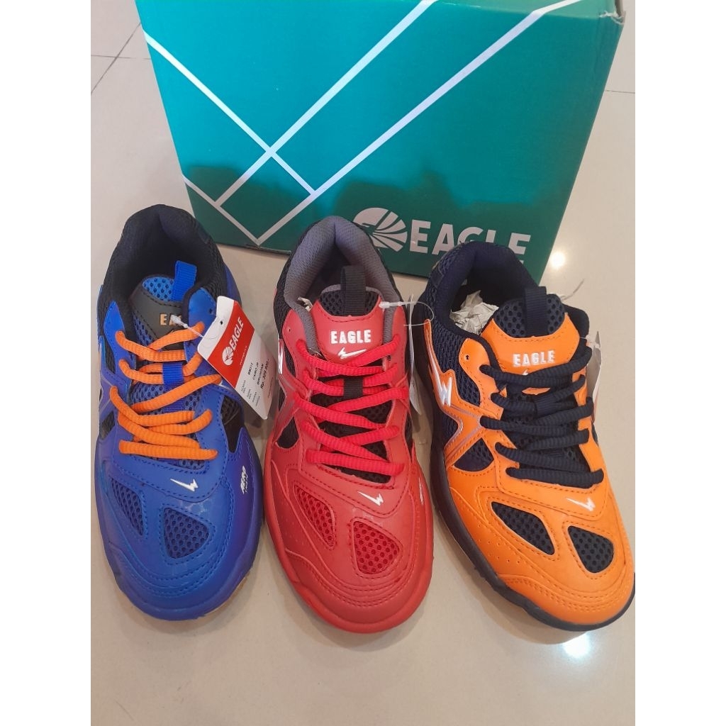 Sepatu olahraga anak / Sepatu Badminton / Sepatu Volly dari merk Eagle Cairo 32-36
