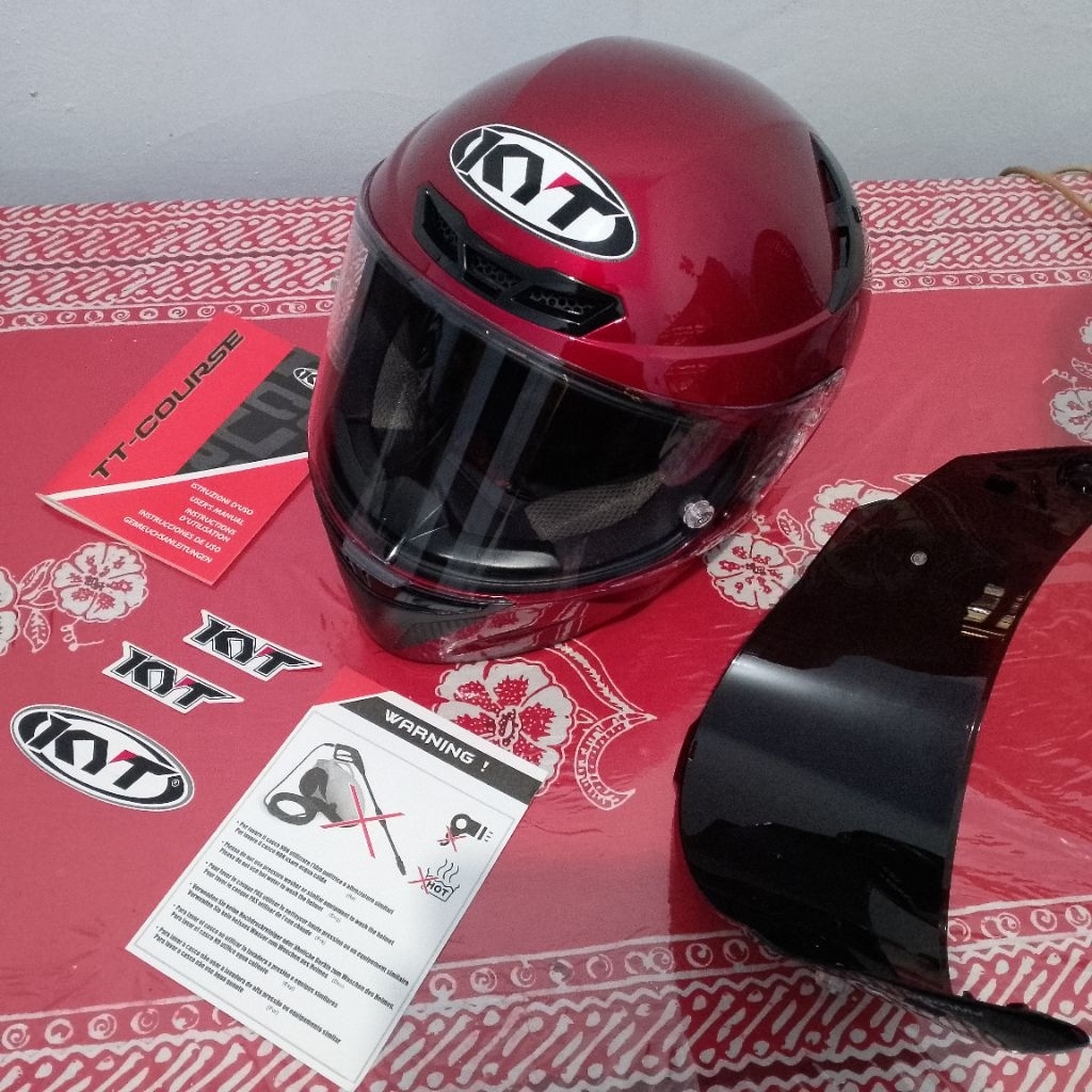Kyt tt course second maroon like new