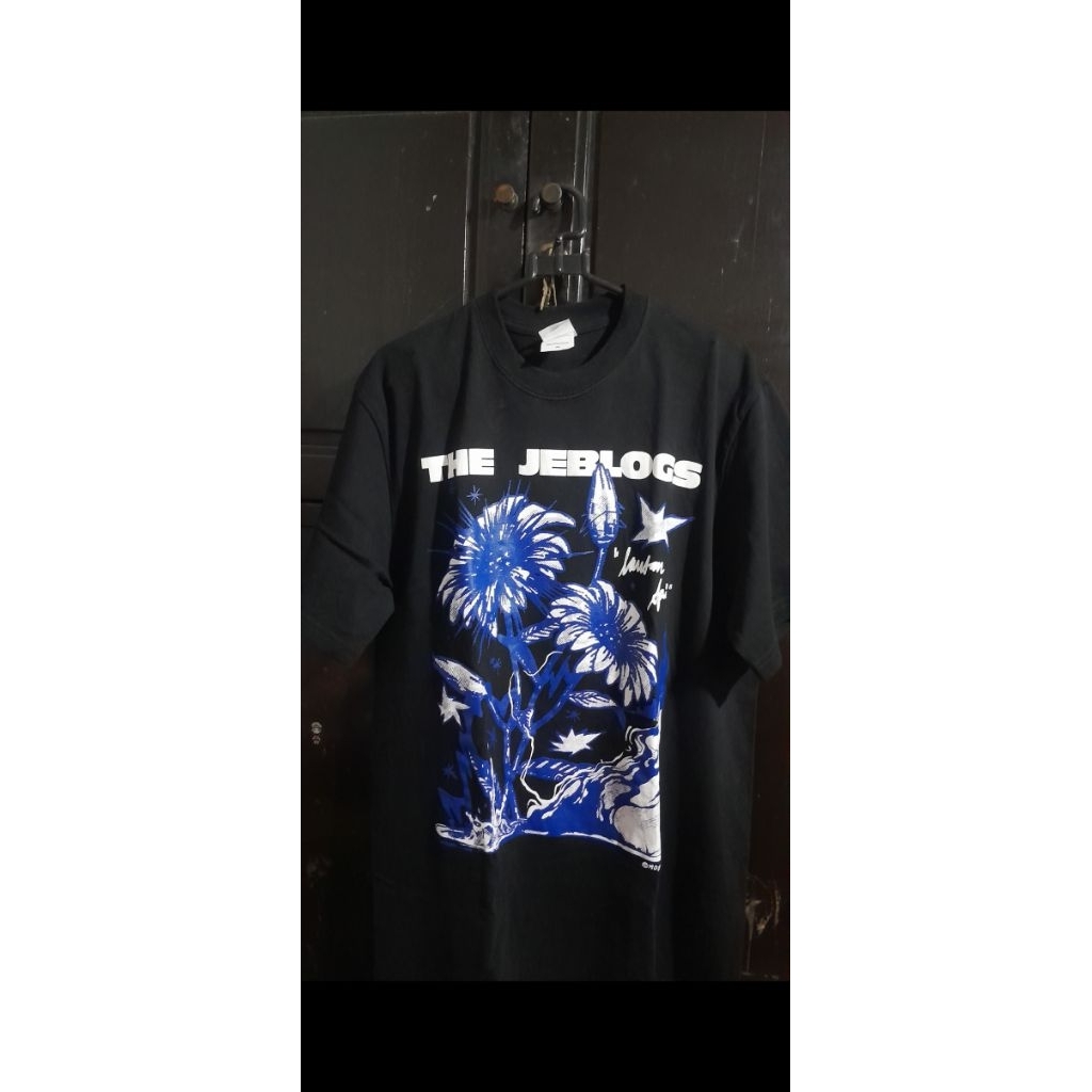 TSHIRT THE JEBLOGS 'LAUTAN API' BLACK