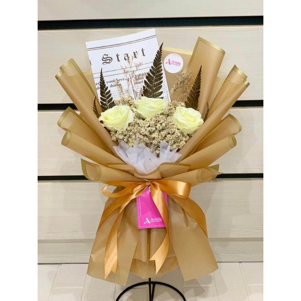 Buket Bunga Edelweiss   [MEDIUM] /Buket Bunga Edelwis Mix Artificial / Buket Wisuda /Buket Bunga Ker