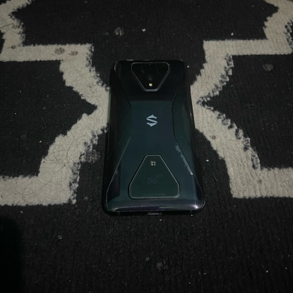 BLACK SHARK 3 8/128 GB SECOND