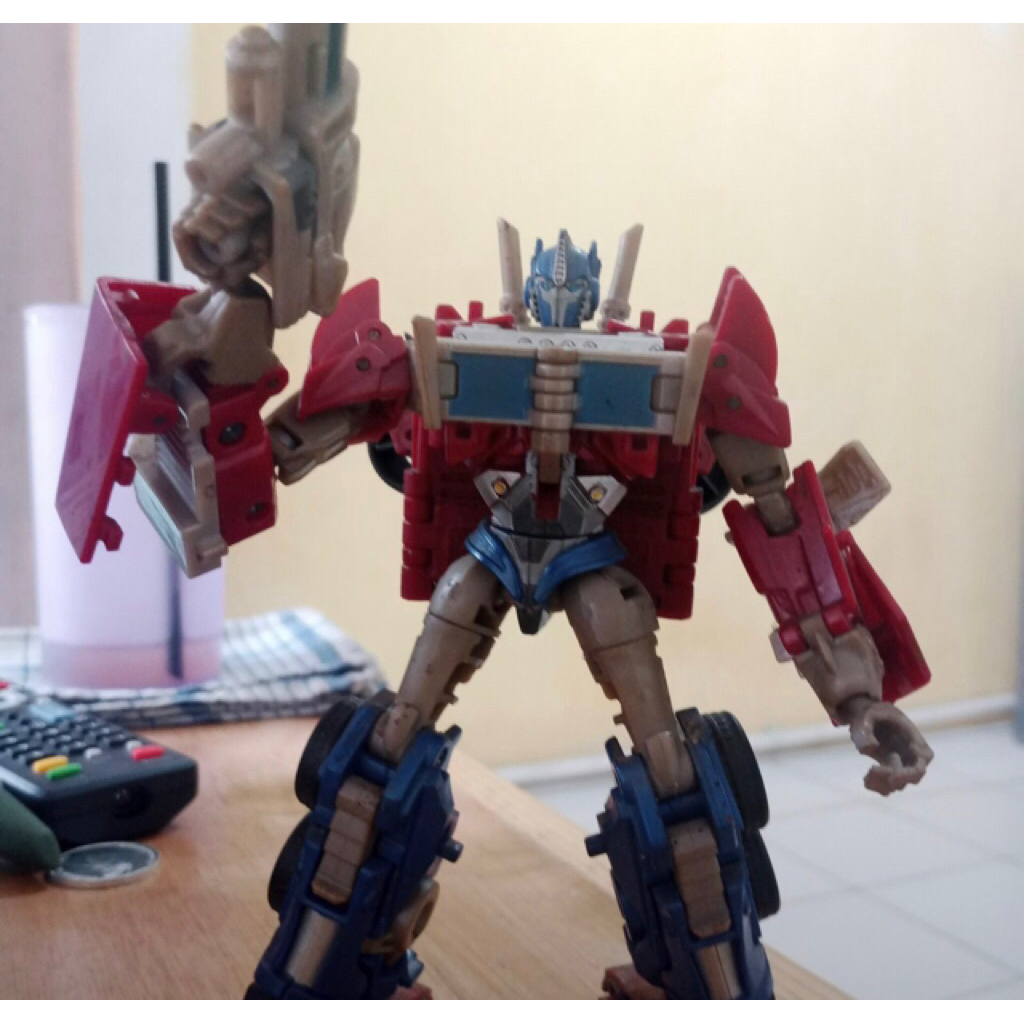 Transformers TFP Deluxe Optimus Prime