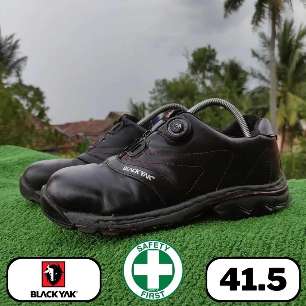 sepatu safety Black Yak 04N Boa 41.5
