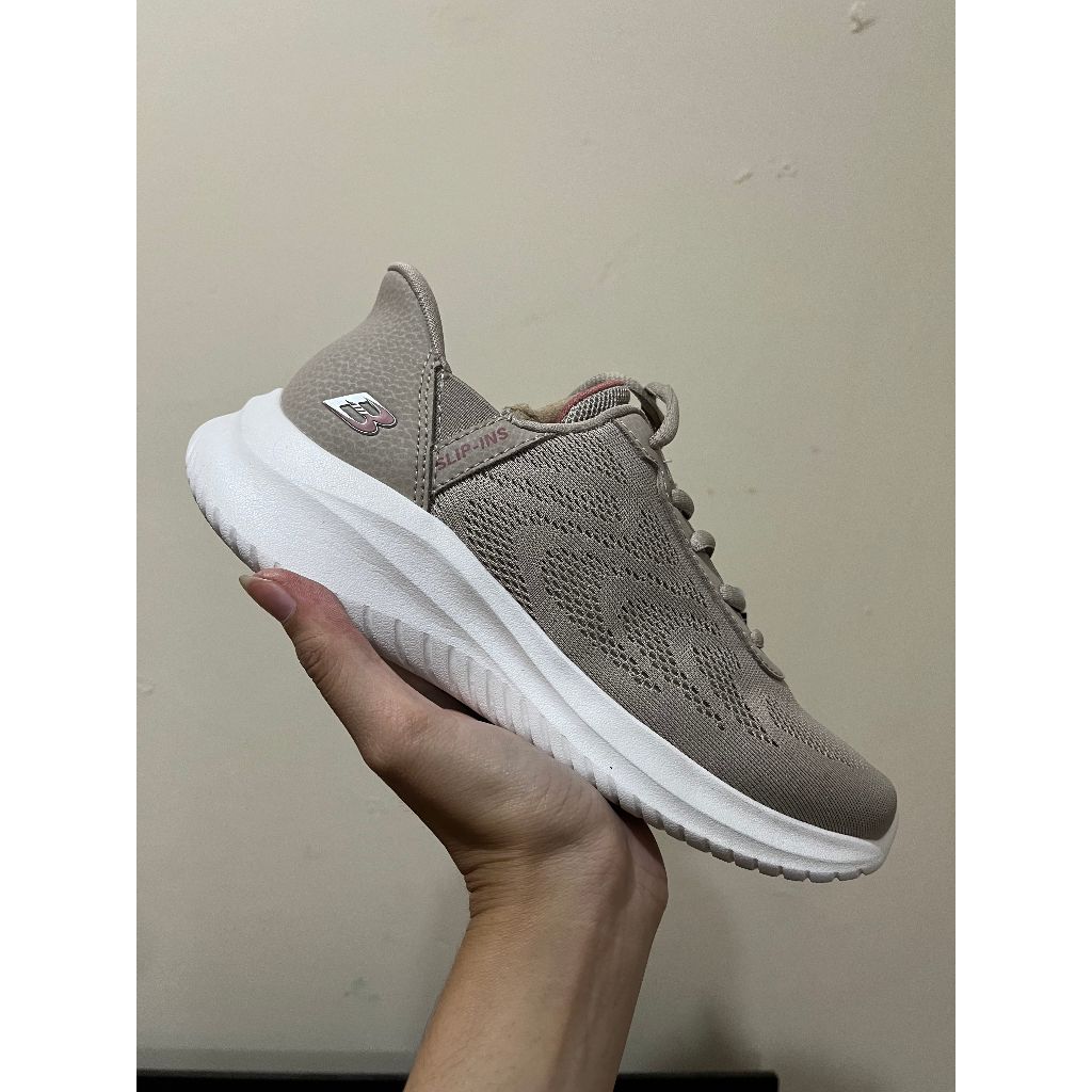SEPATU WANITA SKECHERS BOBS ZINERGY TAUPE A/W ORIGINAL 117712TPE