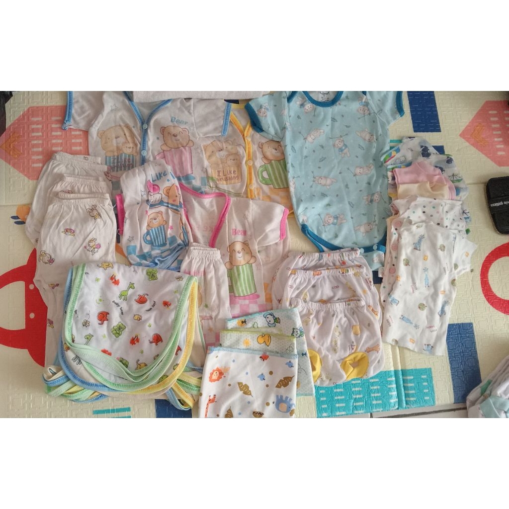 Paket hibah set baju bayi Newborn