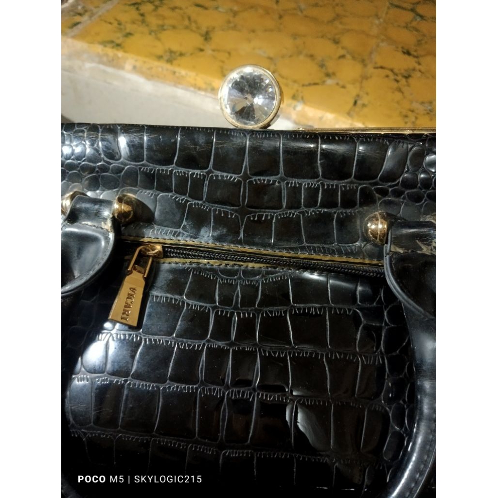 TAS WANITA 100% ASLI KULIT MERK VICARI ORIGINAL MADE IN ITALY (FREE SARUNG TAS)