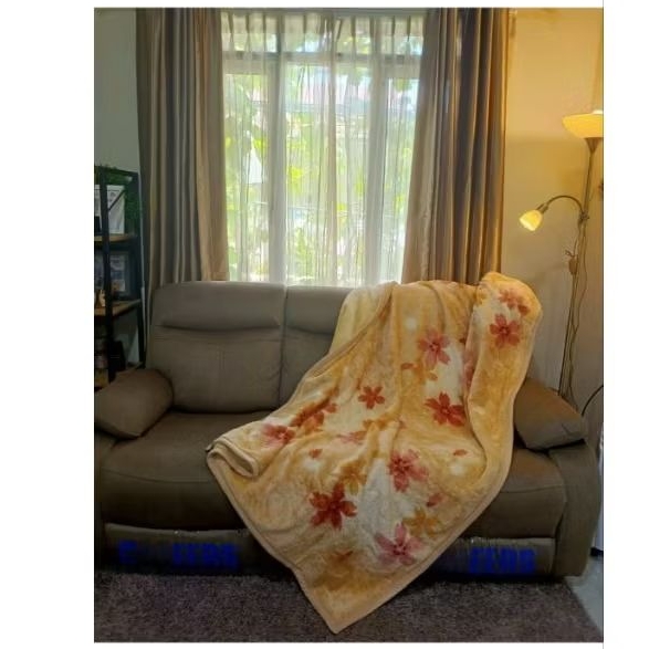 Selimut Bulu premium Import second Thrift