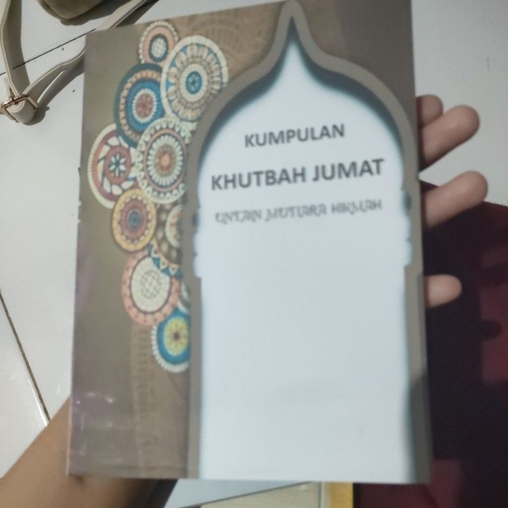 buku kumpulan Khutbah Jum'at kiyai uzairon