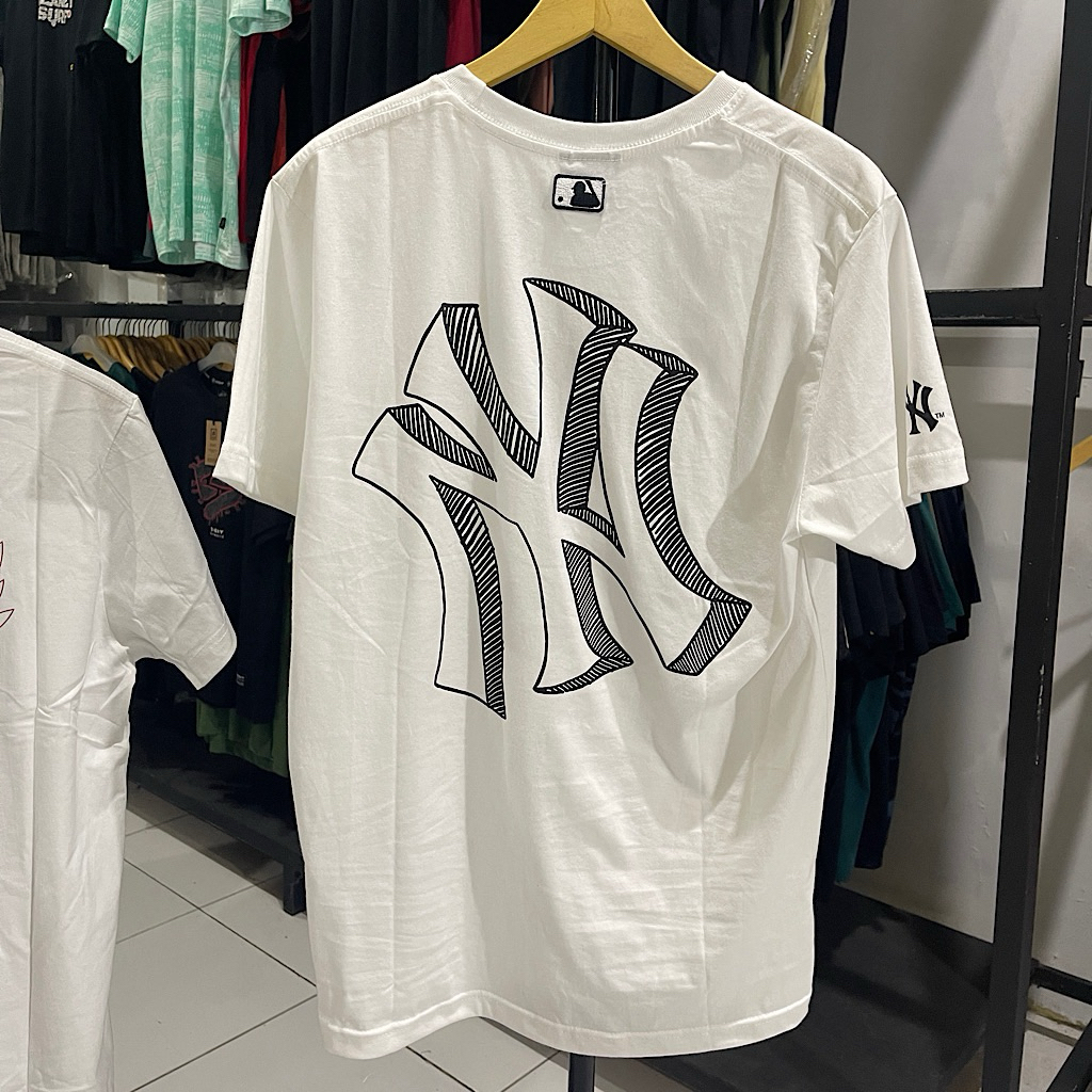 AMD 270 KAOS PRIA YMM PUTIH LENGAN PENDEK T-SHIRT SLIM FIT REGULER POLOS KATUN