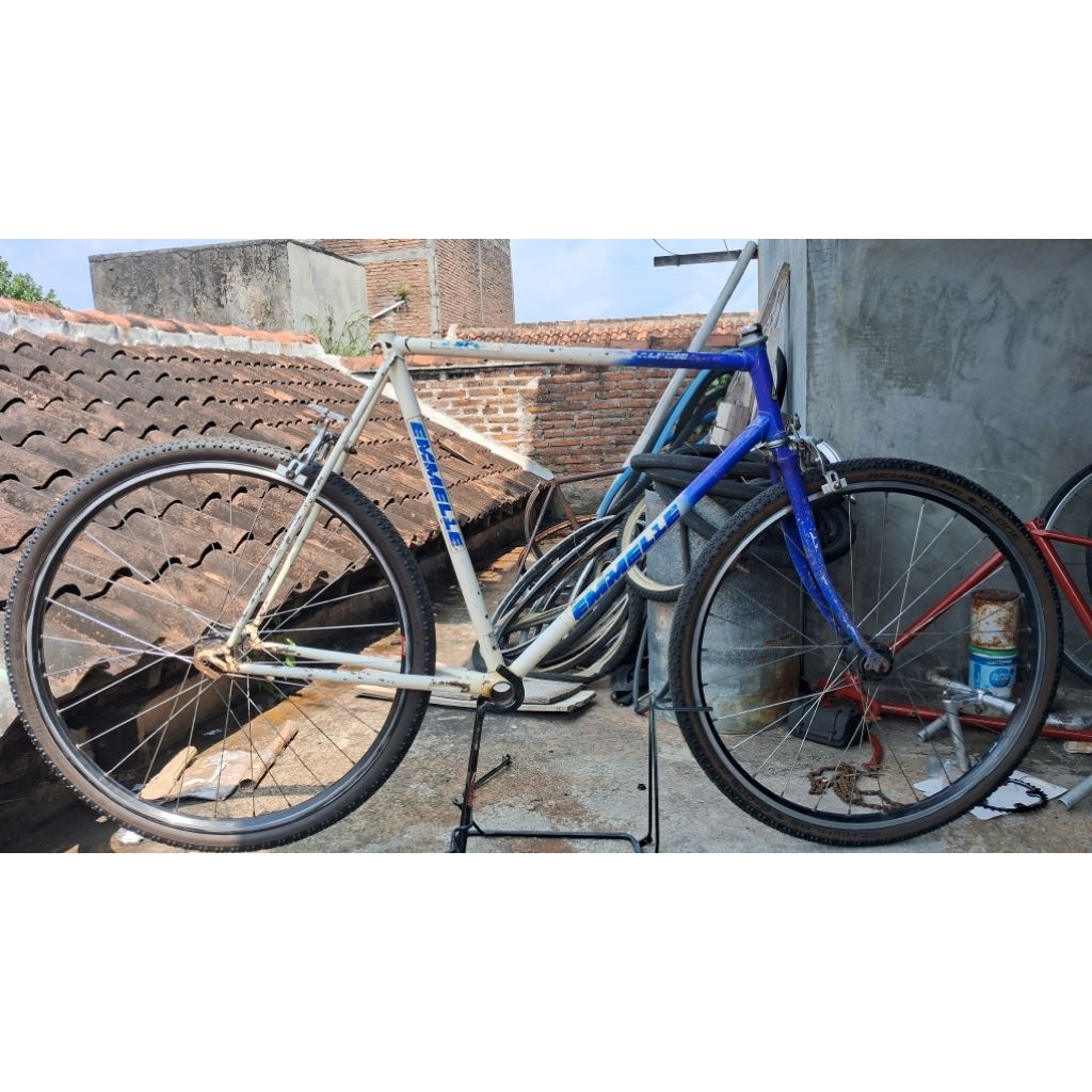 frame balap jadul emmelle