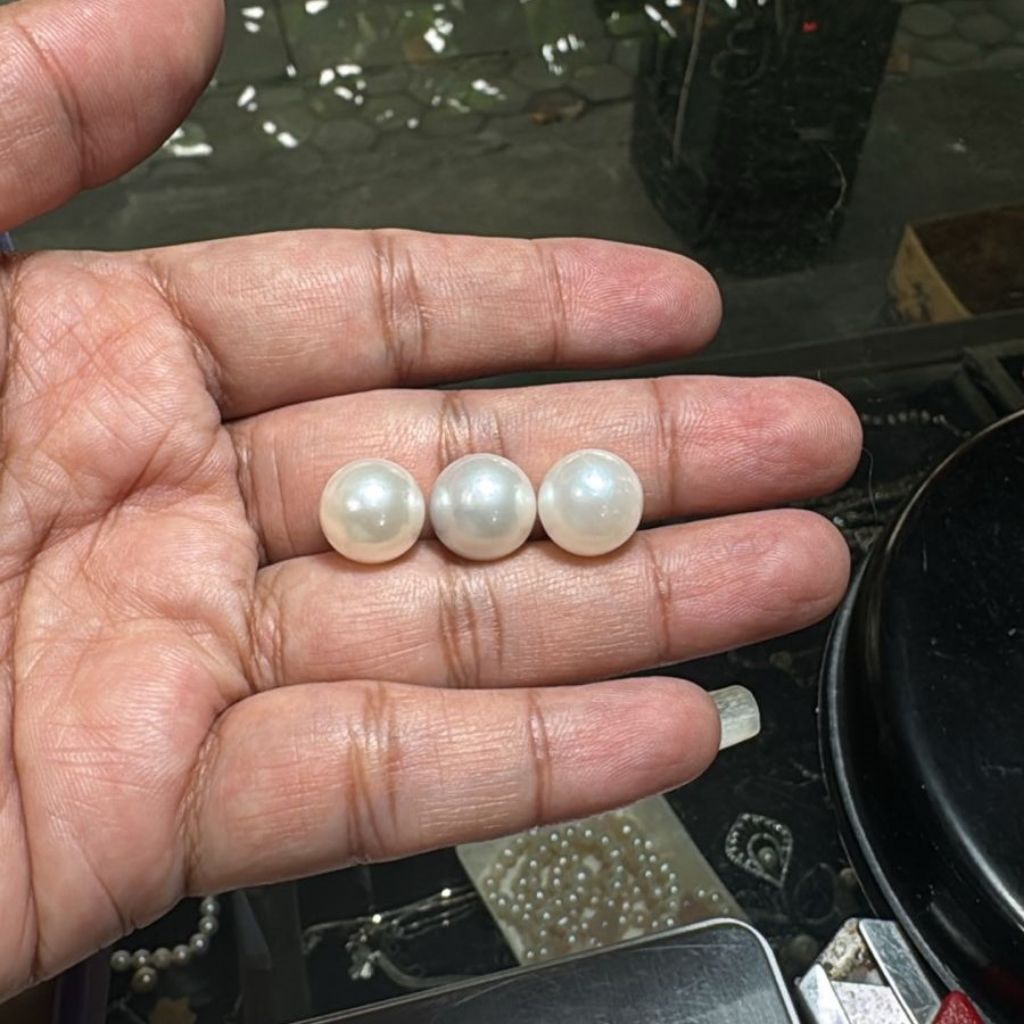 Butiran mutiara laut