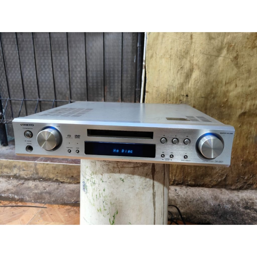 amplifier DVD receiver onkyo DR S501