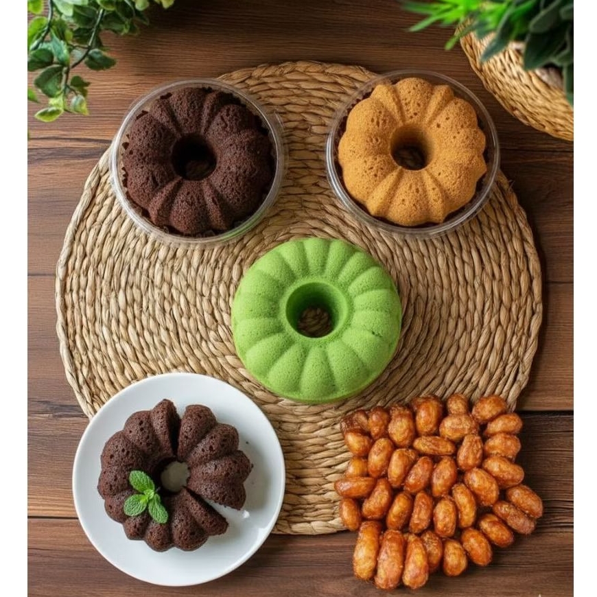 PAKET BUNDLE / ULANG TAHUN DAN HADIAH [ gifts ] kue bolu premium/bolu kukus pisang, ketan hitam, pan