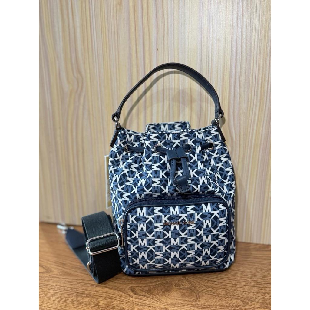 Mk Khai Small Bucket Bag Navy