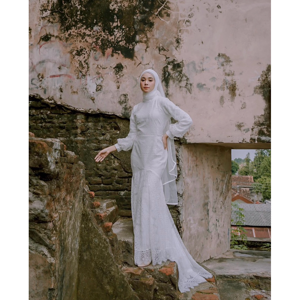 Dress LORETTA LACE  Edmore.id