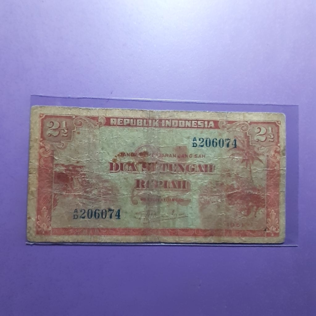 uang kuno 2,5 rupiah pemandangan