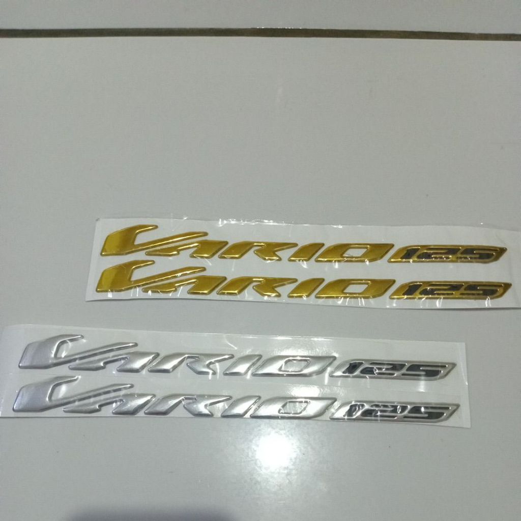 Emblem Vario 125 Sepasang