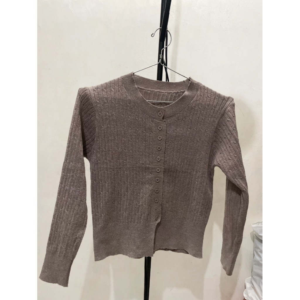 Preloved cardigan cable knit