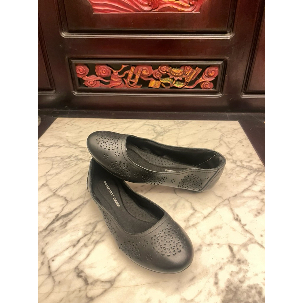 sepatu wanita Rockport preloved vgc