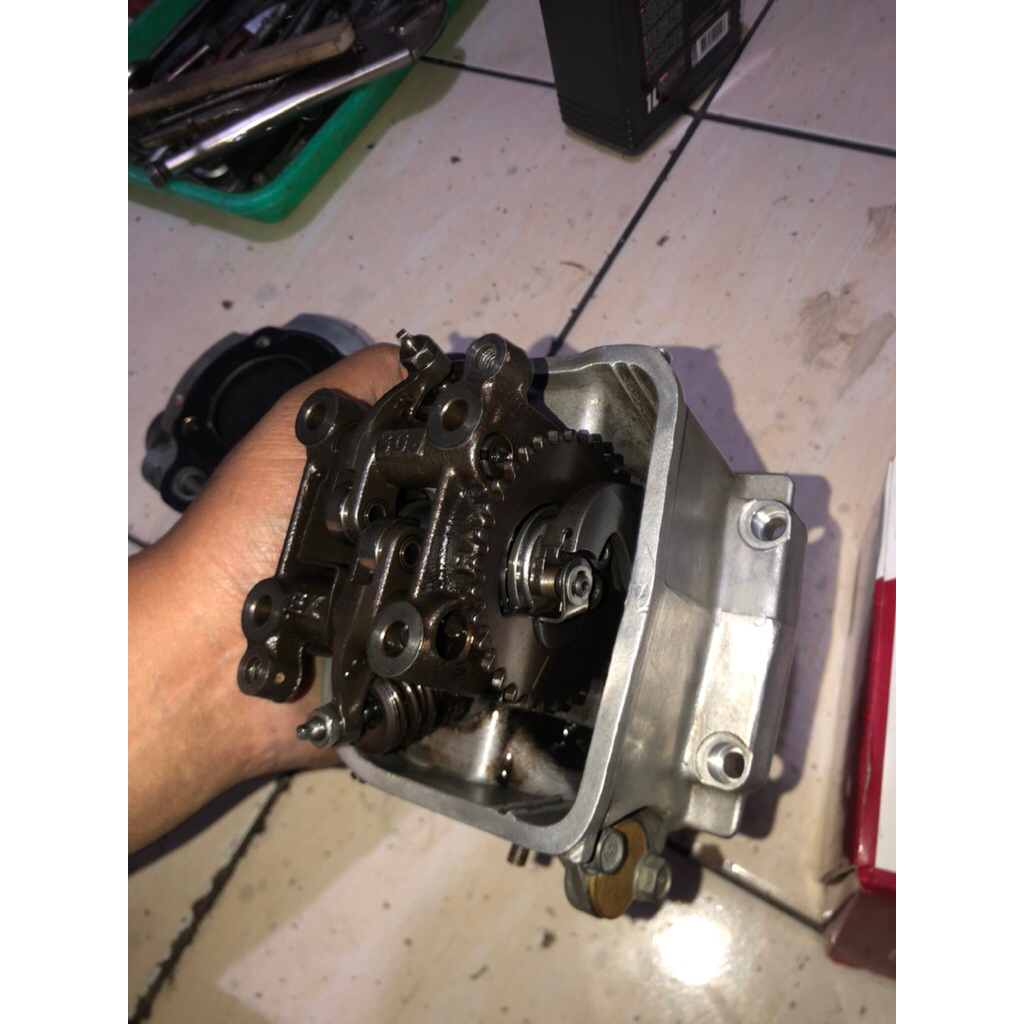 Cylinder Head Vario 110 Karburator