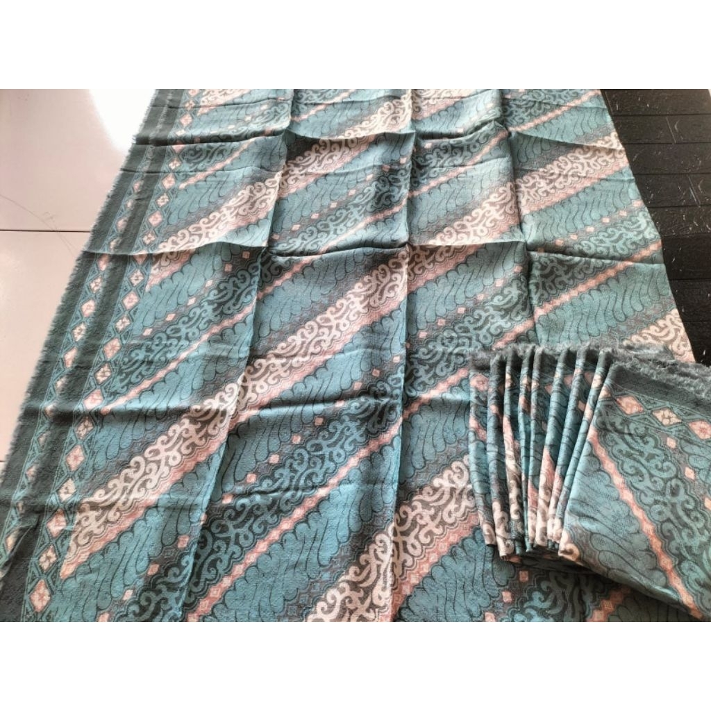 KAIN BATIK VISCOSE CIREBON TRUSMI BATIK FARIZA VISCOS FISKOS CAP SEMI TULIS WANITA OBINAN