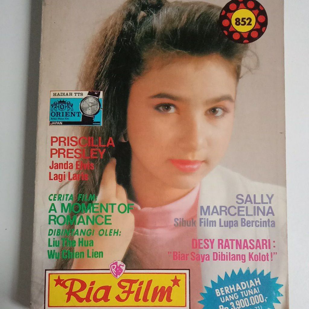 Majalah Ria Film Tahun 1990 Cover Amastasia Dau