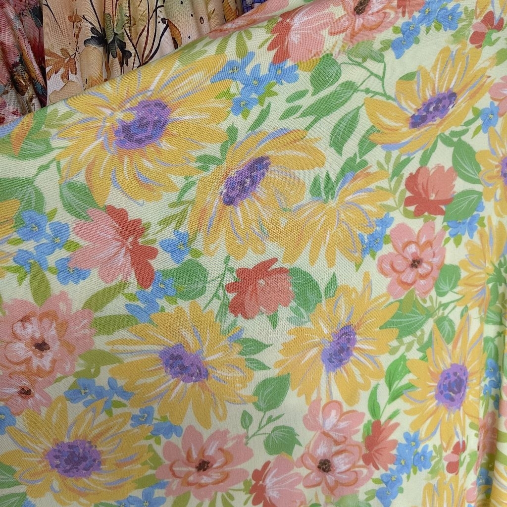 KAIN KATUN RAYON VISCOSE PREMIUM MOTIF BUNGA BESAR - KAIN RAYON MOTIF KEMBANG BESAR HARGA PERSETENGA