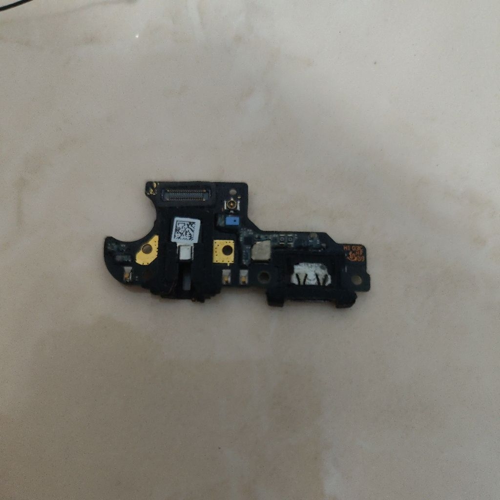 bot tatakan charger bawah hp oppo a5s ori cabutan