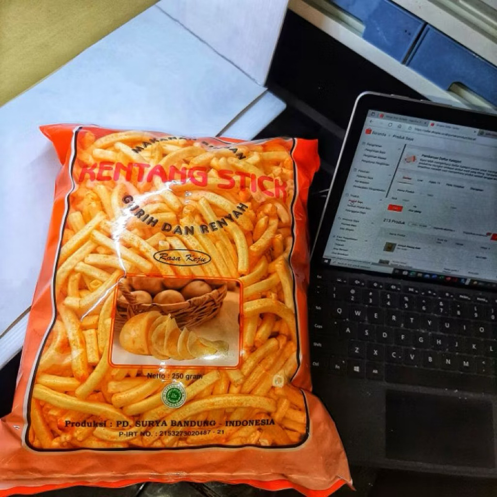 POTATO HOLO SRKY STICK KENTANG KEMASAN JUMBO stik kentang grosir snack kiloan murah Balado/Keju 250g