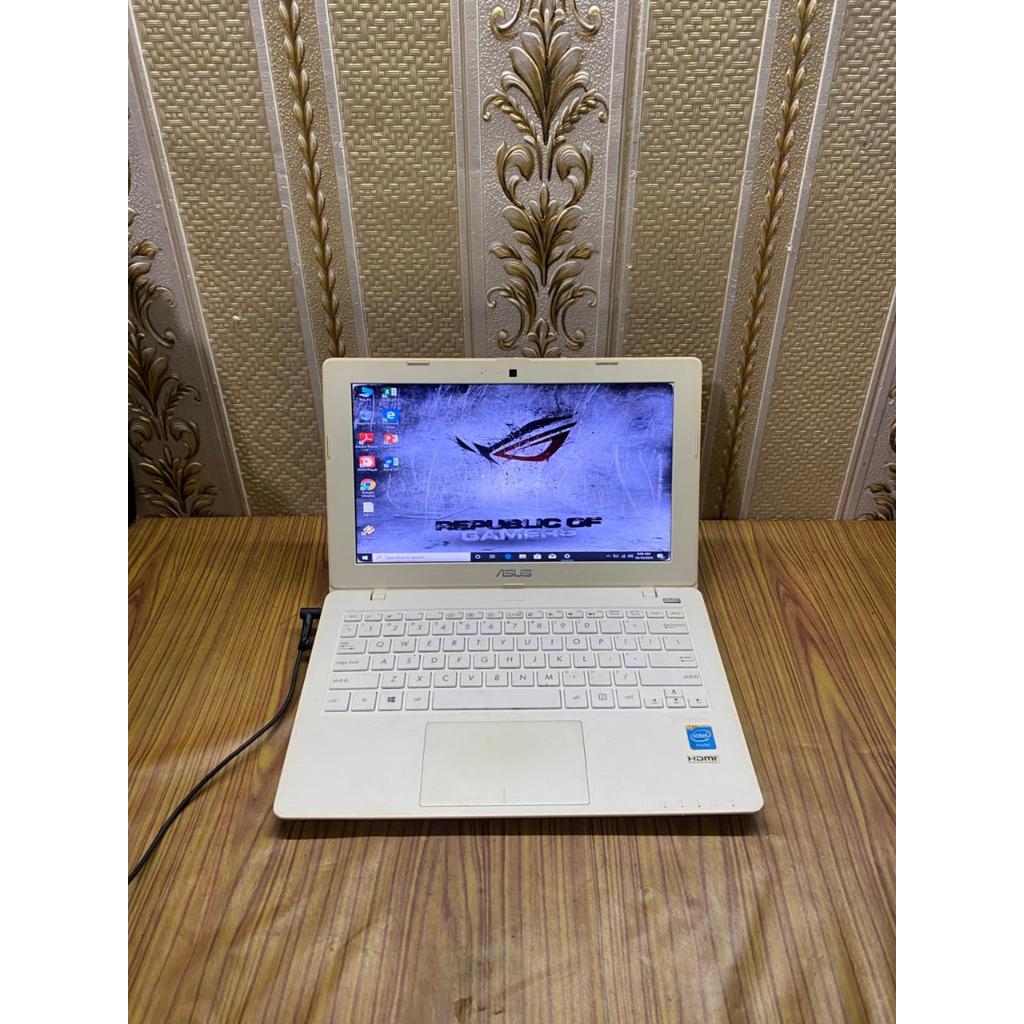 Ready Laptop Notebook Asus X200M Prosesor Intel Celeron CPU N2920 @1.86GHz ✓Ram 4 GB ✓HDD 500 GB ✓ l