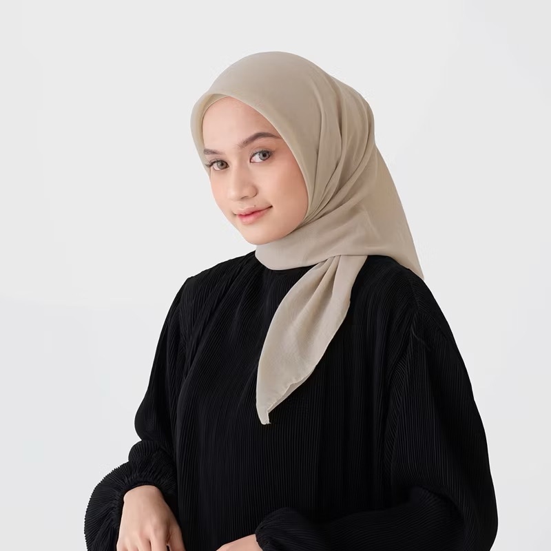 Daissy - Reject Sale Hijab 3 (Minor Reject)
